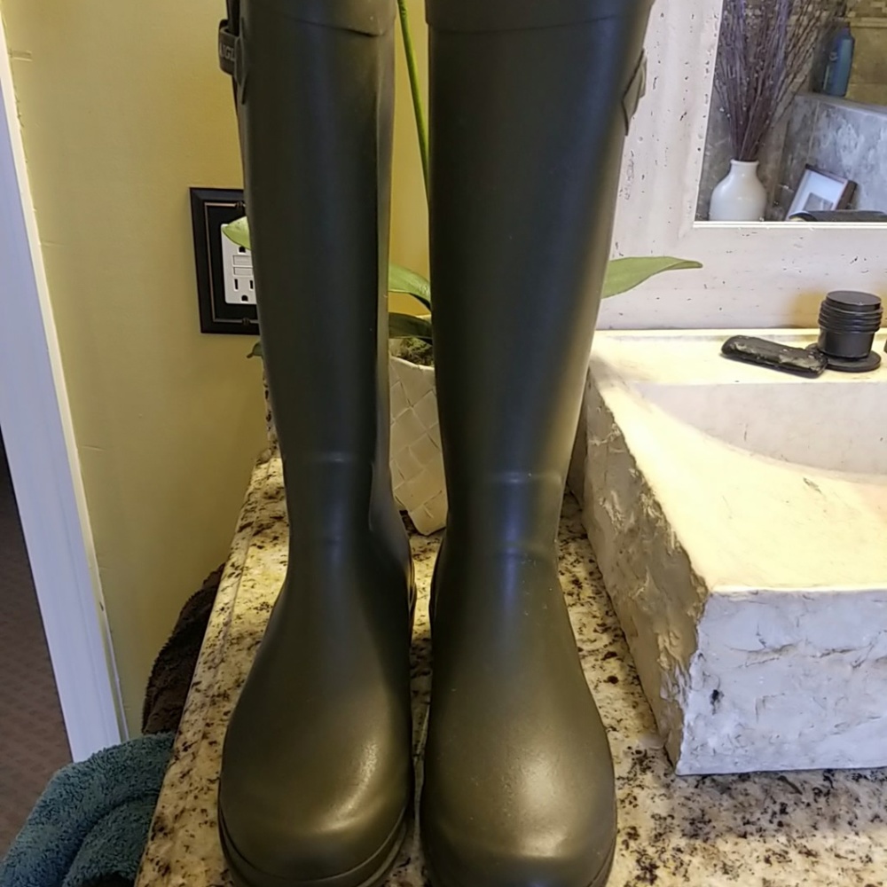 Aigle Olive Green Rain Boots